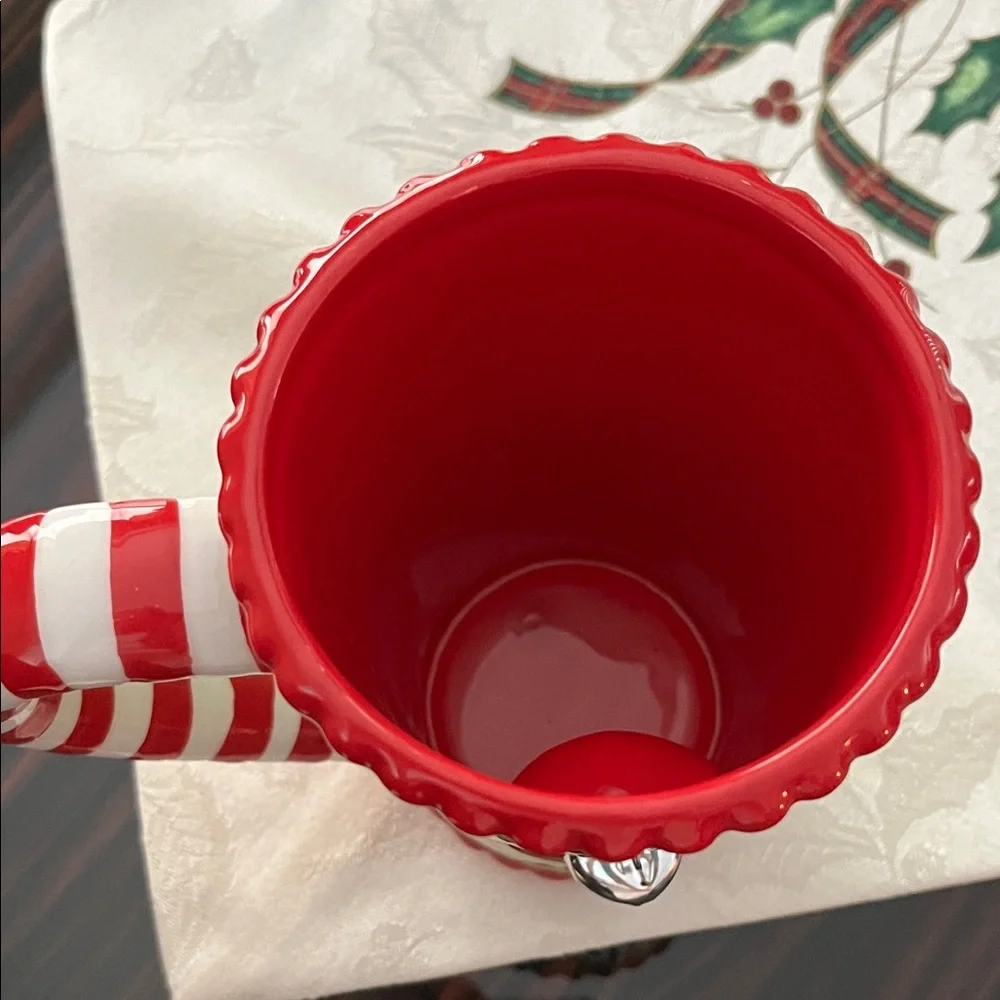 NWOT Pier 1 Red and Green Holiday Mug